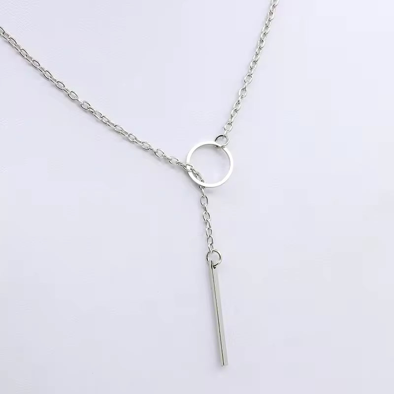 Minimal Pendant Necklace