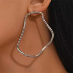 Irregular Statement Earrings – Bold Minimalist Trend Jewelry